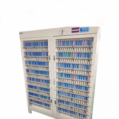 Prova del cilindro di Li Ion Battery Capacity Tester For e delle cellule del sacchetto