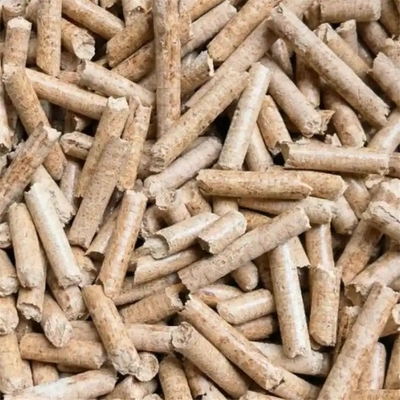 Il legno di pino rispettoso dell'ambiente della biomassa del combustibile solido appallottola 4600-5100Kcal/Kg